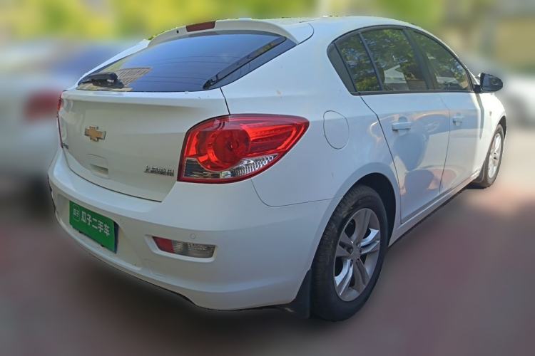 Used Chevrolet Cruze 2013 Hatchback 1.6L Manual Luxury Model Rear Right 45 Deg