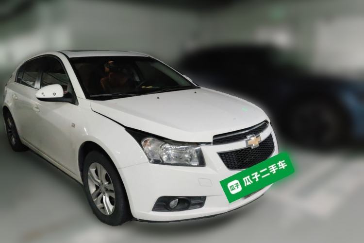Used Chevrolet Cruze 2013 Hatchback 1.6L Automatic Luxury Model Rear Right 45 Deg