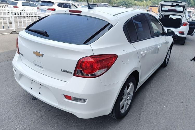 Used Chevrolet Cruze 2013 Hatchback 1.6L Automatic Luxury Model Rear Right 45 Deg