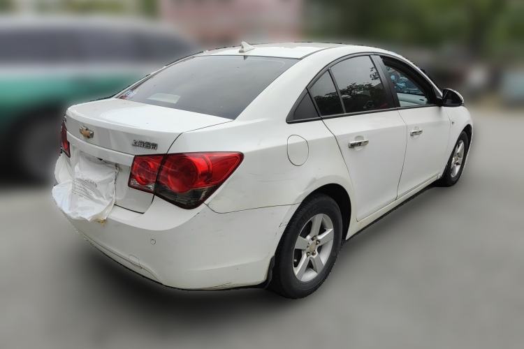Used Chevrolet Cruze 2013 1.6L SE MT Rear Right 45 Deg