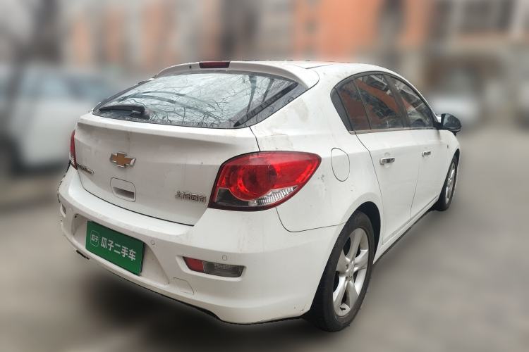 Used Chevrolet Cruze 2013 Hatchback 1.6T Automatic Flagship Model Rear Right 45 Deg
