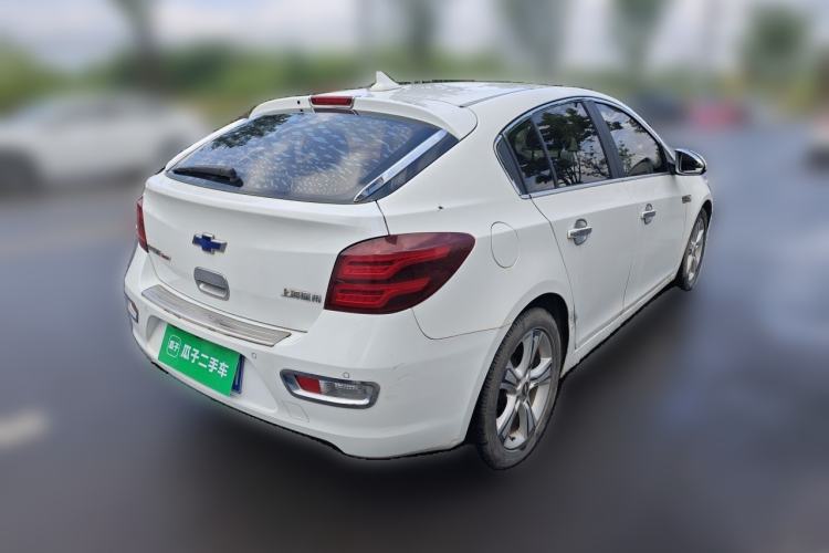 Used Chevrolet Cruze 2013 Hatchback 1.6T Automatic Flagship Model Rear Right 45 Deg