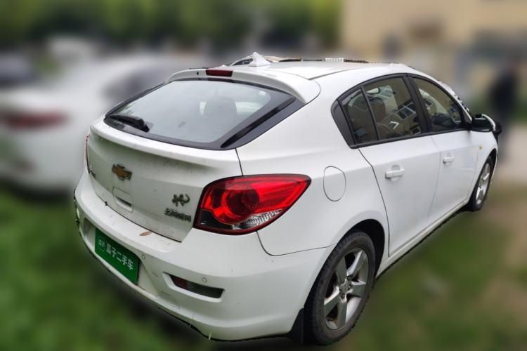 Used Chevrolet Cruze 2013 Hatchback 1.6L Manual Luxury Model Rear Right 45 Deg