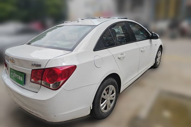 Used Chevrolet Cruze 2013 1.6L SL MT Rear Right 45 Deg