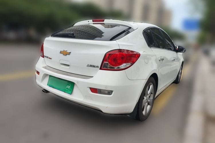 Used Chevrolet Cruze 2013 Hatchback 1.6T Automatic Flagship Model Rear Right 45 Deg