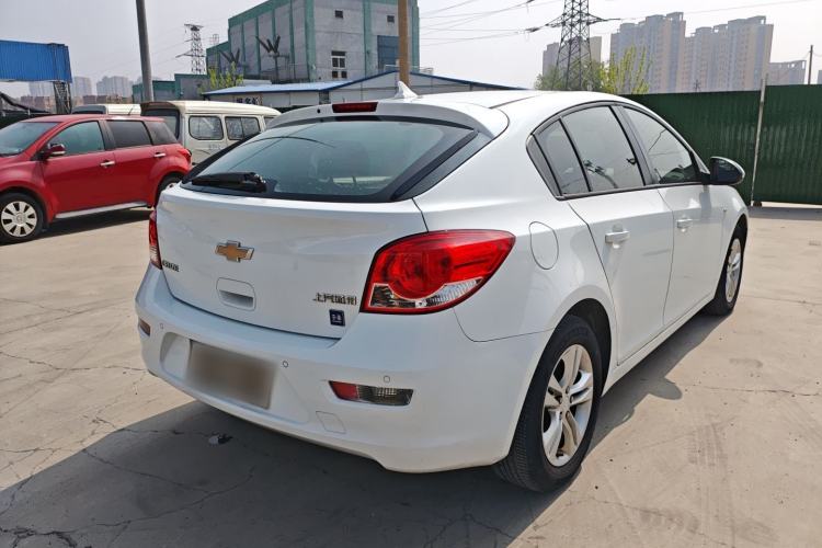 Used Chevrolet Cruze 2013 Hatchback 1.6L Manual Luxury Model Rear Right 45 Deg