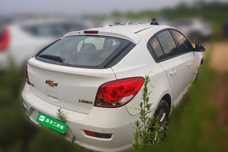 Used Chevrolet Cruze 2013 Hatchback 1.6L Manual Luxury Model Rear Right 45 Deg