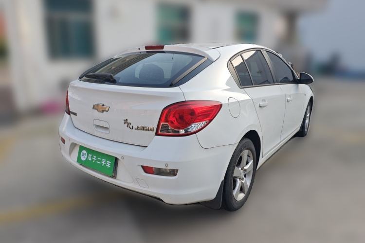 Used Chevrolet Cruze 2013 Hatchback 1.6L Manual Luxury Model Rear Right 45 Deg