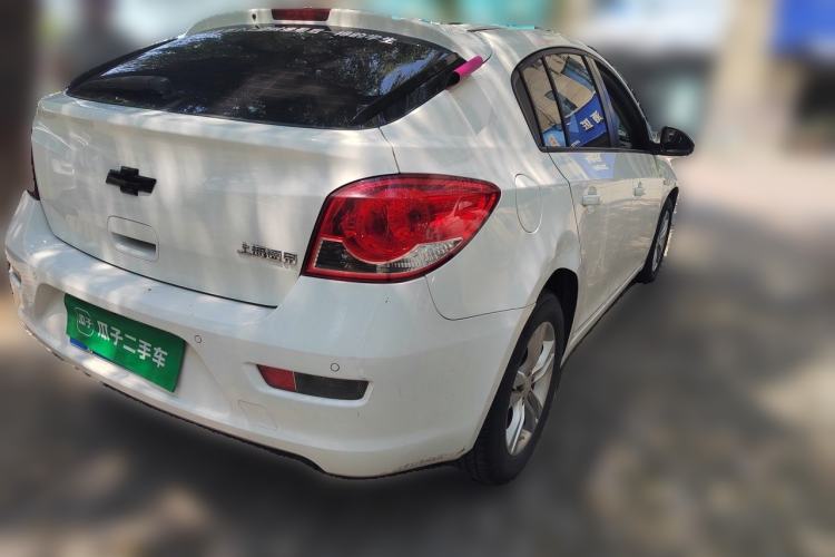 Used Chevrolet Cruze 2013 Hatchback 1.6L Automatic Luxury Model Rear Right 45 Deg
