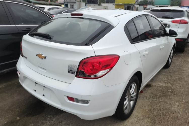 Used Chevrolet Cruze 2013 Hatchback 1.6L Manual Luxury Model Rear Right 45 Deg