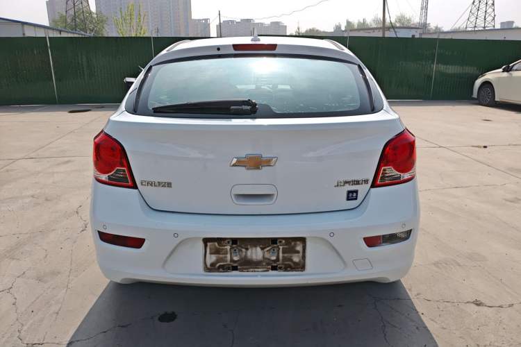 Used Chevrolet Cruze 2013 Hatchback 1.6L Manual Luxury Model Rear