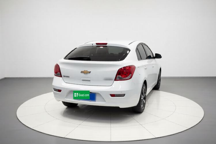 Used Chevrolet Cruze 2013 Hatchback 1.6L Automatic Luxury Model Rear