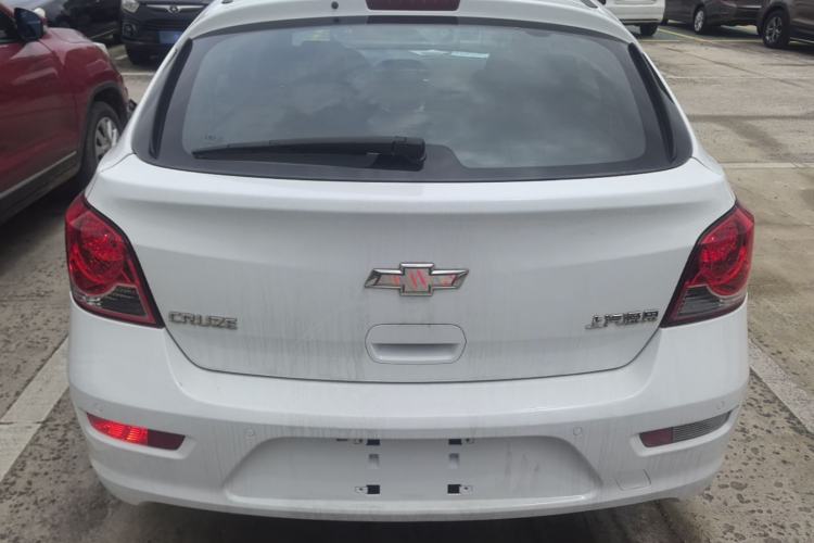 Used Chevrolet Cruze 2013 Hatchback 1.6L Manual Luxury Model Rear