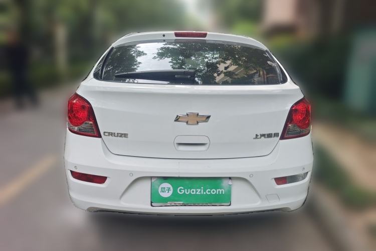 Used Chevrolet Cruze 2013 Hatchback 1.6L Manual Luxury Model Rear