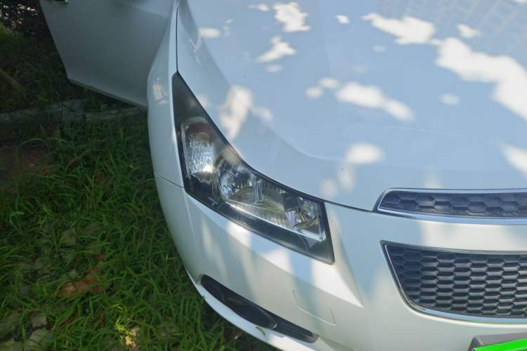 Used Chevrolet Cruze 2013 Hatchback 1.6T Automatic Flagship Model Right Front Headlight