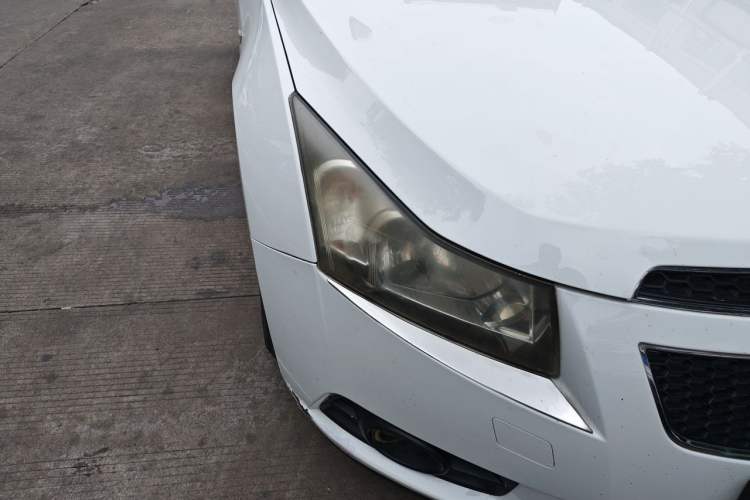 Used Chevrolet Cruze 2013 1.8L SE AT Right Front Headlight