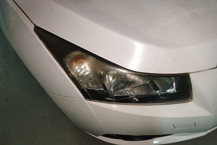 Used Chevrolet Cruze 2013 1.6L SE MT Right Front Headlight