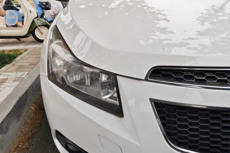 Used Chevrolet Cruze 2013 1.8L SE AT Right Front Headlight