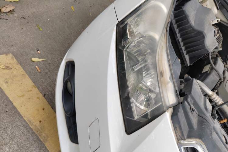 Used Chevrolet Cruze 2013 1.6L SE MT Right Front Headlight