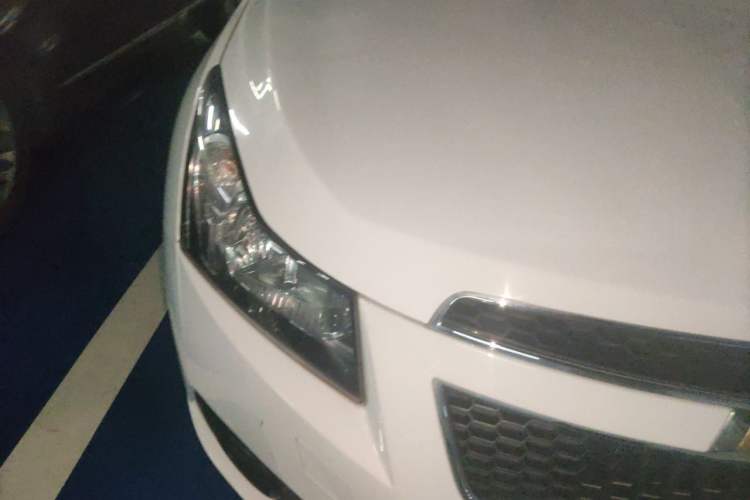 Used Chevrolet Cruze 2013 1.6L SE AT Right Front Headlight
