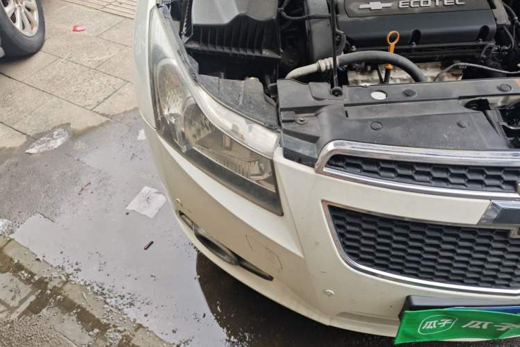 Used Chevrolet Cruze 2013 1.8L SE AT Right Front Headlight