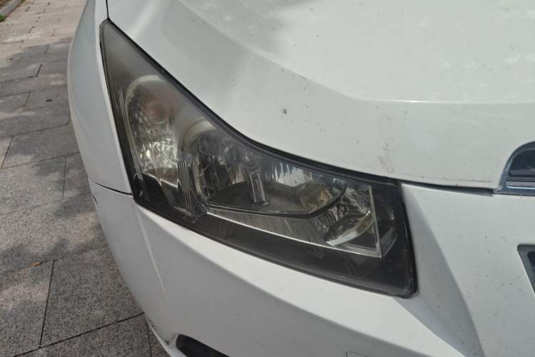 Used Chevrolet Cruze 2013 1.8L SE AT Right Front Headlight
