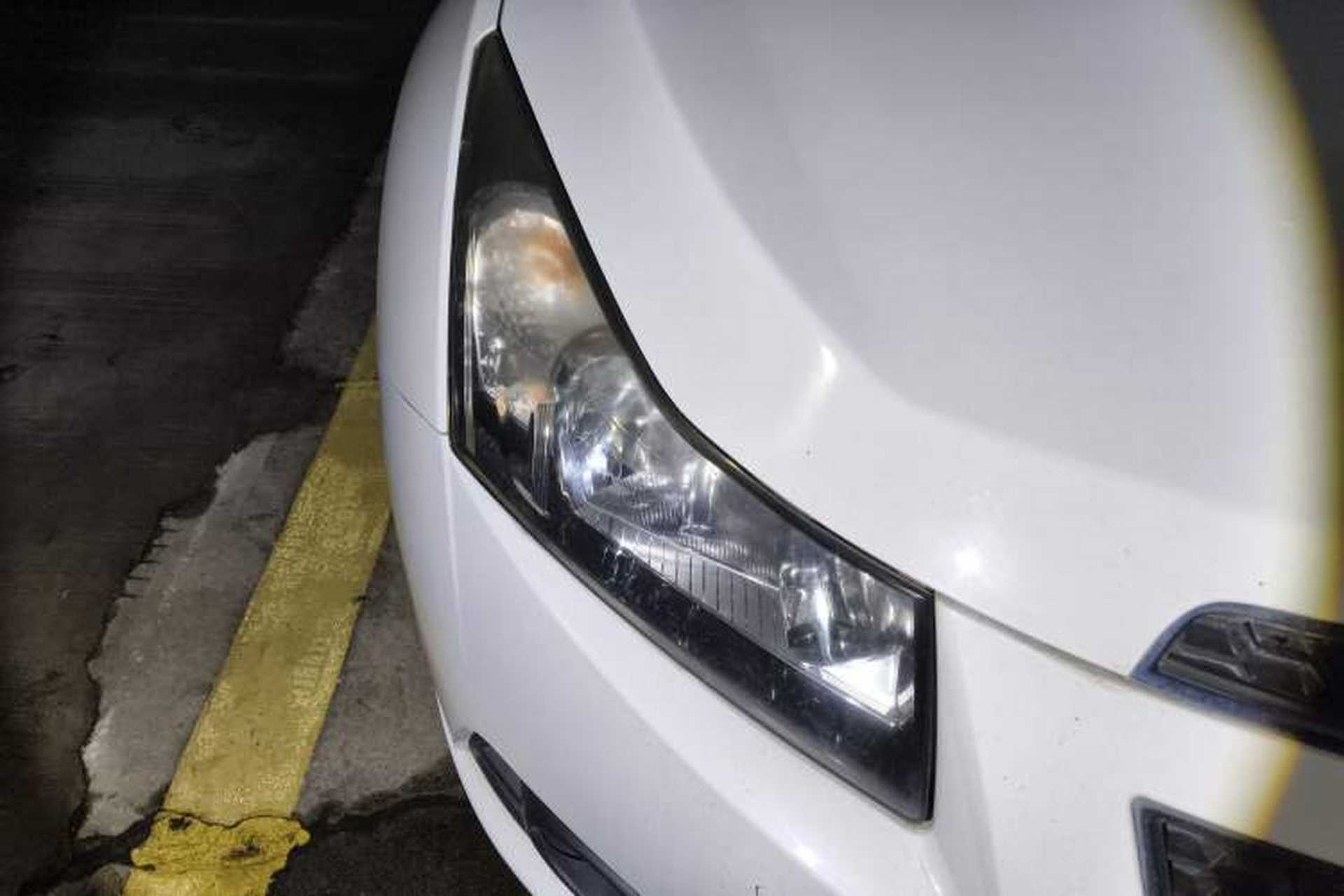 Used Chevrolet Cruze 2013 Hatchback 1.6L Manual Luxury Model Right Front Headlight