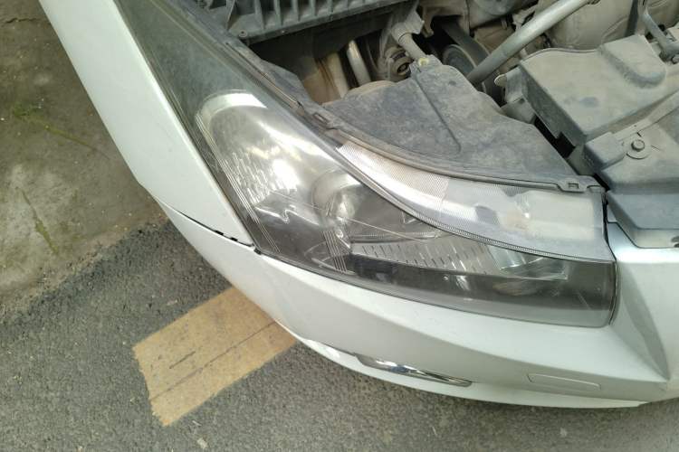 Used Chevrolet Cruze 2013 1.6L SL MT Right Front Headlight