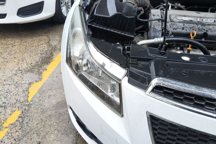 Used Chevrolet Cruze 2013 1.8L SE AT Right Front Headlight
