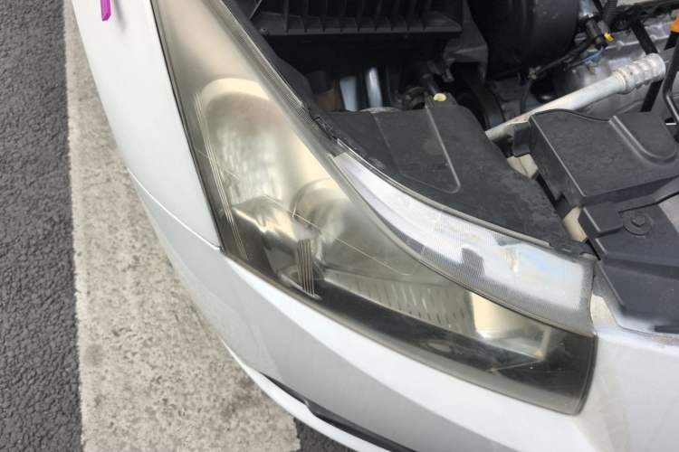 Used Chevrolet Cruze 2013 1.8L SE AT Right Front Headlight
