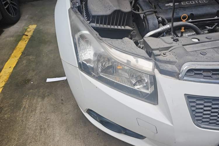 Used Chevrolet Cruze 2013 1.6L SE AT Right Front Headlight