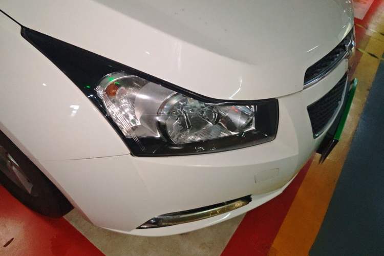 Used Chevrolet Cruze 2013 1.6L SL Grand Edition Automatic Right Front Headlight