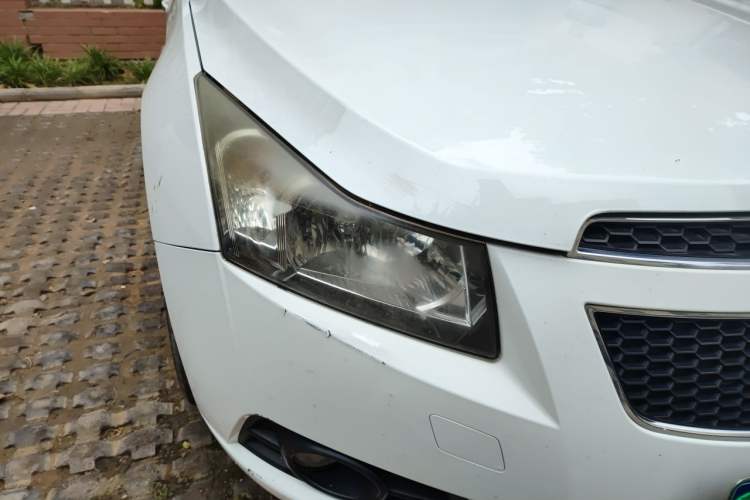 Used Chevrolet Cruze 2013 Hatchback 1.6T Automatic Flagship Model Right Front Headlight
