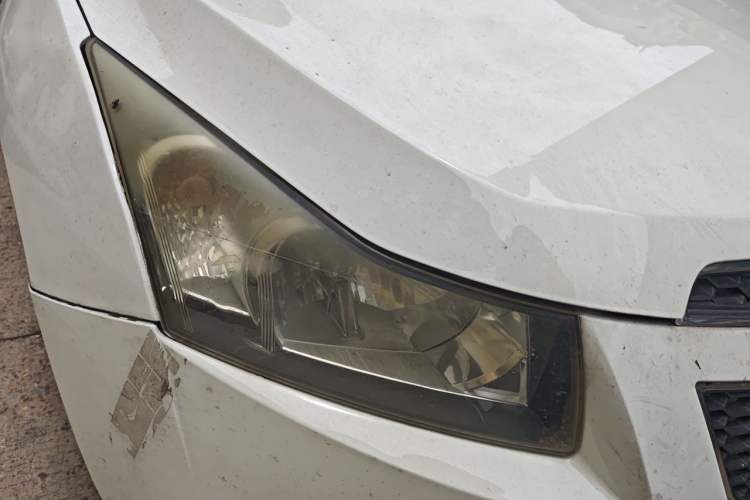 Used Chevrolet Cruze 2013 Hatchback 1.6T Automatic Flagship Model Right Front Headlight