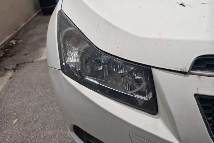 Used Chevrolet Cruze 2013 1.8L SE AT Right Front Headlight