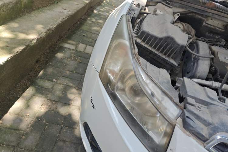 Used Chevrolet Cruze 2013 Hatchback 1.6L Automatic Luxury Model Right Front Headlight