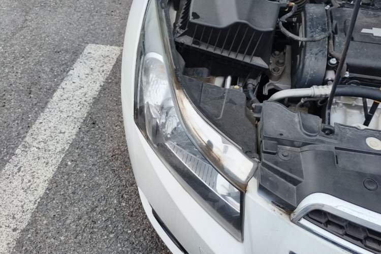 Used Chevrolet Cruze 2013 Hatchback 1.6L Automatic Luxury Model Right Front Headlight