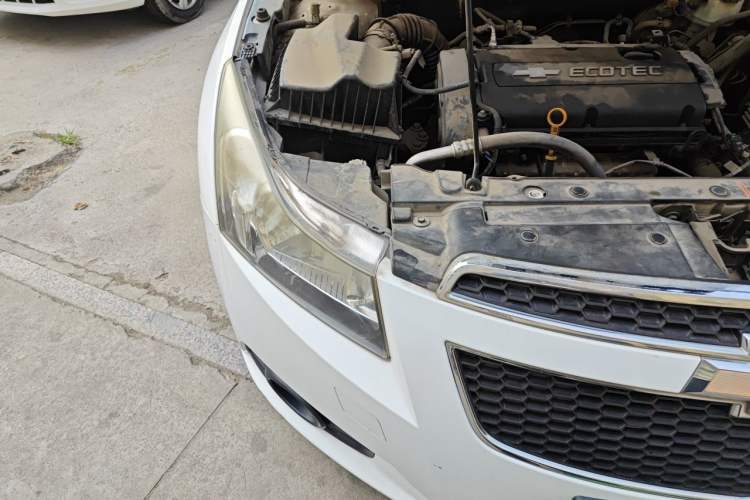 Used Chevrolet Cruze 2013 1.8L SE AT Right Front Headlight