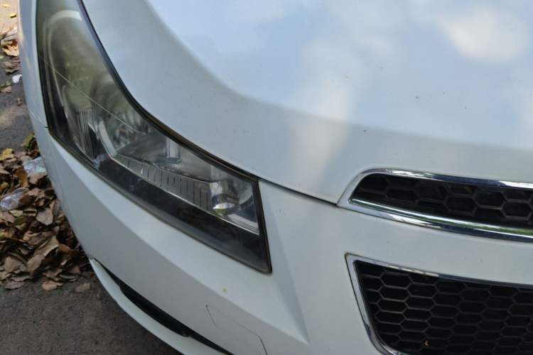 Used Chevrolet Cruze 2013 1.6L SE AT Right Front Headlight