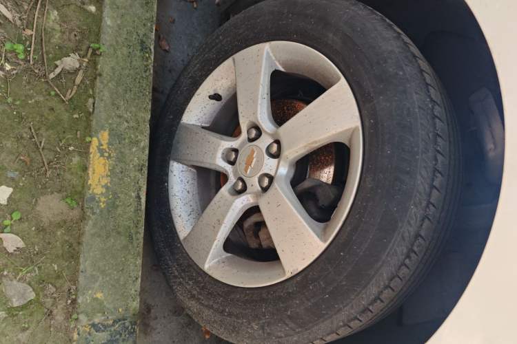 Used Chevrolet Cruze 2013 1.8L SE AT Right Front Wheel Hub