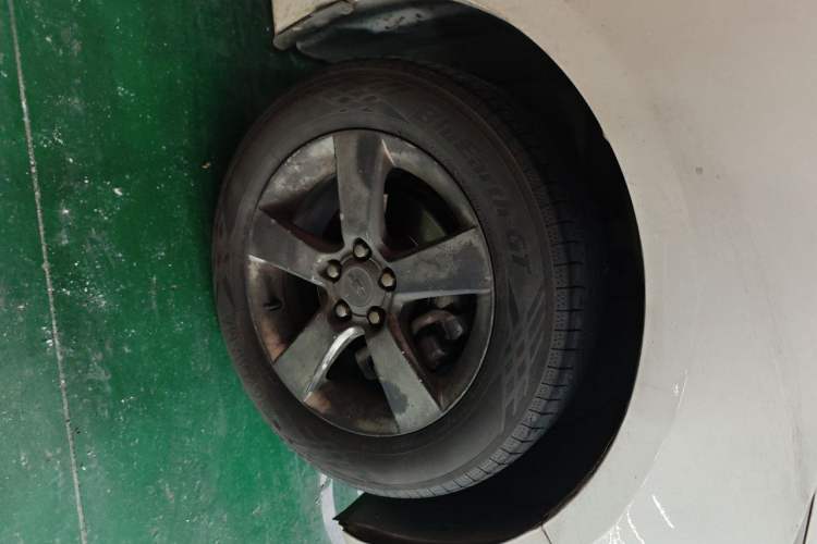 Used Chevrolet Cruze 2013 1.8L SE AT Right Front Wheel Hub