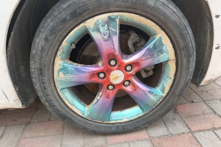Used Chevrolet Cruze 2013 Hatchback 1.6T Automatic Flagship Model Right Front Wheel Hub