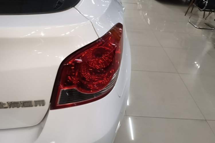Used Chevrolet Cruze 2013 Hatchback 1.6L Manual Luxury Model Right Rear Taillight