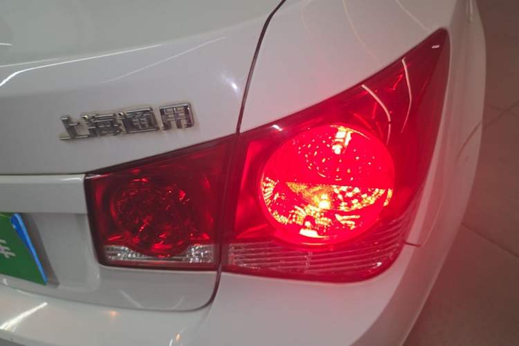 Used Chevrolet Cruze 2013 1.8L SE AT Right Rear Taillight