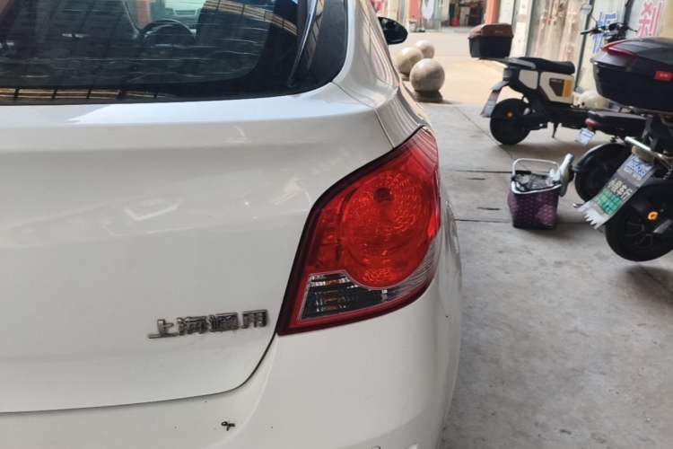 Used Chevrolet Cruze 2013 Hatchback 1.6L Automatic Luxury Model Right Rear Taillight