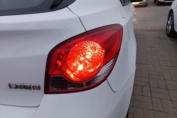 Used Chevrolet Cruze 2013 Hatchback 1.6L Automatic Luxury Model Right Rear Taillight