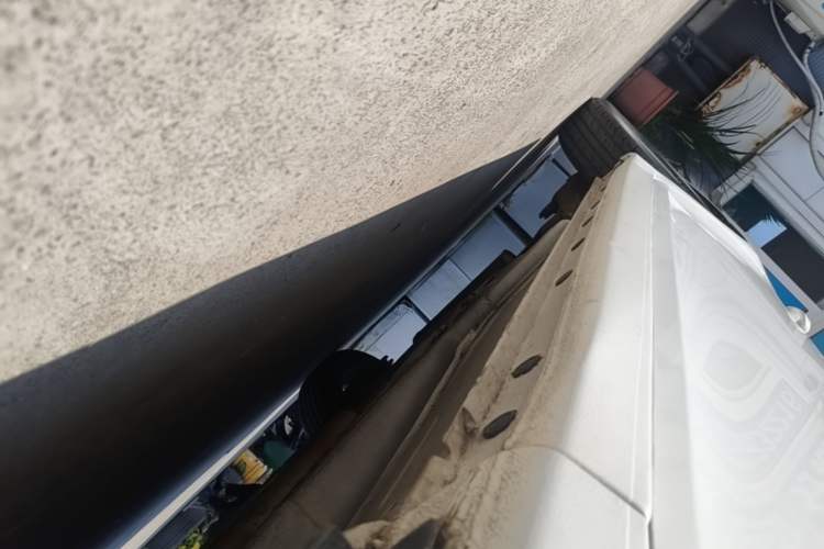 Used Chevrolet Cruze 2013 1.6L SL MT Right Side Sill