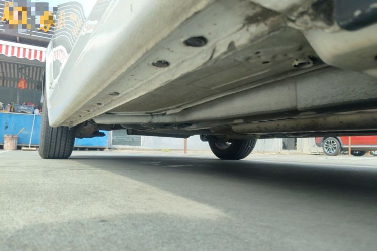 Used Chevrolet Cruze 2013 1.8L SE AT Right Side Sill