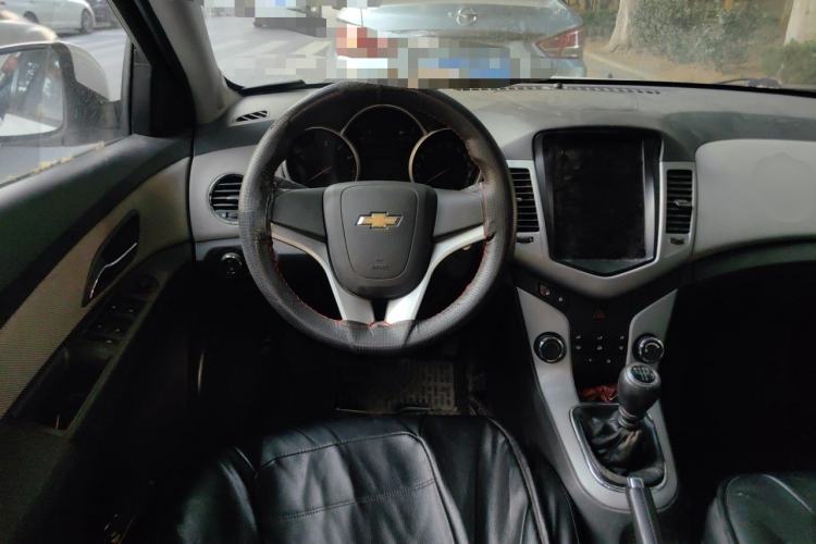 Used Chevrolet Cruze 2013 1.6L SE MT Steering Wheel