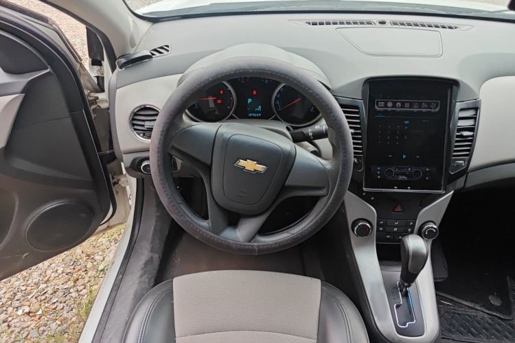 Used Chevrolet Cruze 2013 1.6L SL Grand Edition Automatic Steering Wheel